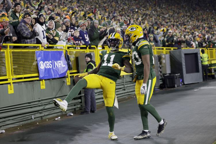 Bears Packers Football